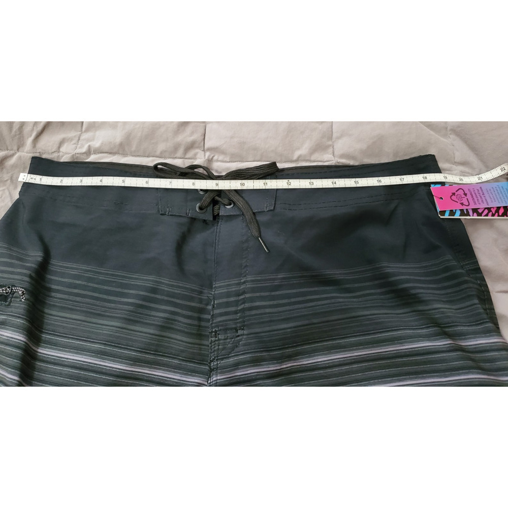 Burnside Men’s Board Shorts Gray Black Stripe Quick Dry Stretch Size 36 NWT - Picture 4 of 15